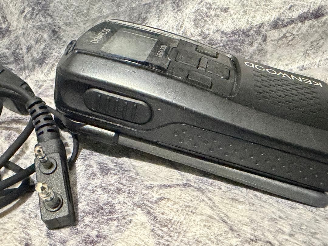 KENWOOD UBZ-LS20 トランシーバー 本体　ジャンク — image 4