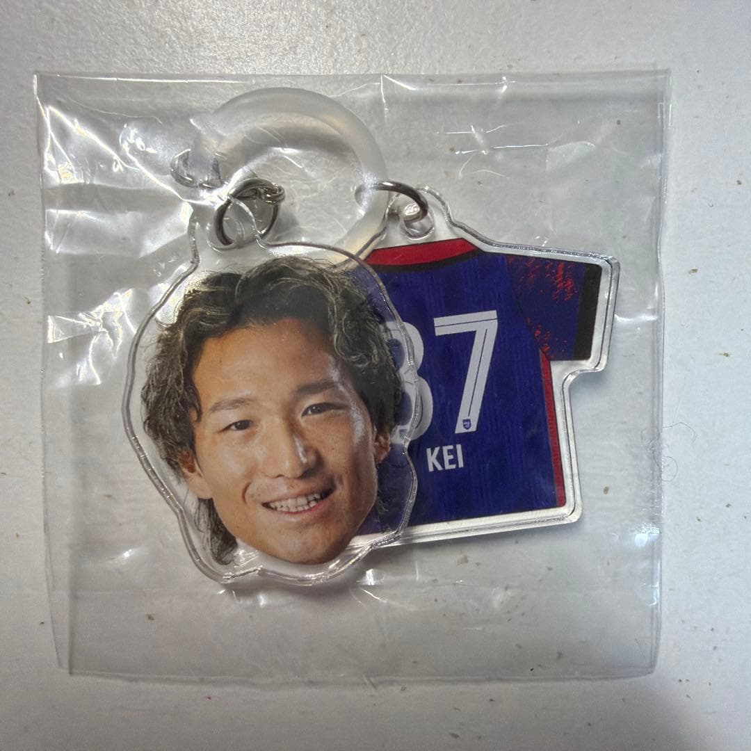 FC東京 小泉慶 アクリルキーホルダー 2種セット — image 2