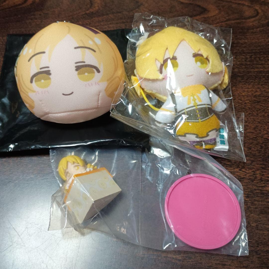魔法少女まどか☆マギカ 巴マミ グッズセット — image 1